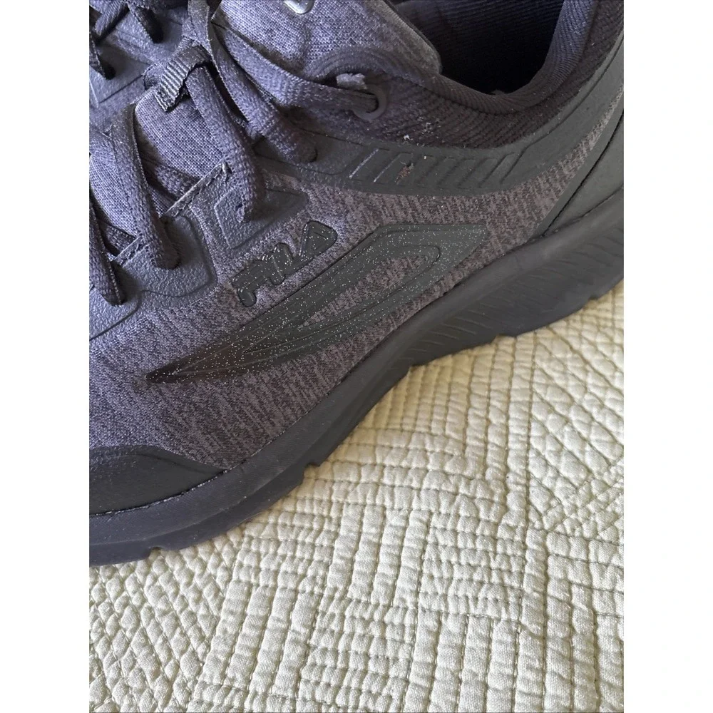 FILA Memory Speedchaser 4 Womens Size 9 Gray Black Sneakers Memory Foam NWT